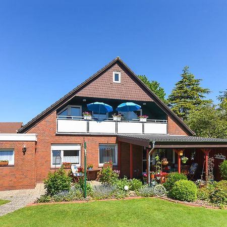 Ferienwohnung Haus Heimathafen Эзенс Экстерьер фото