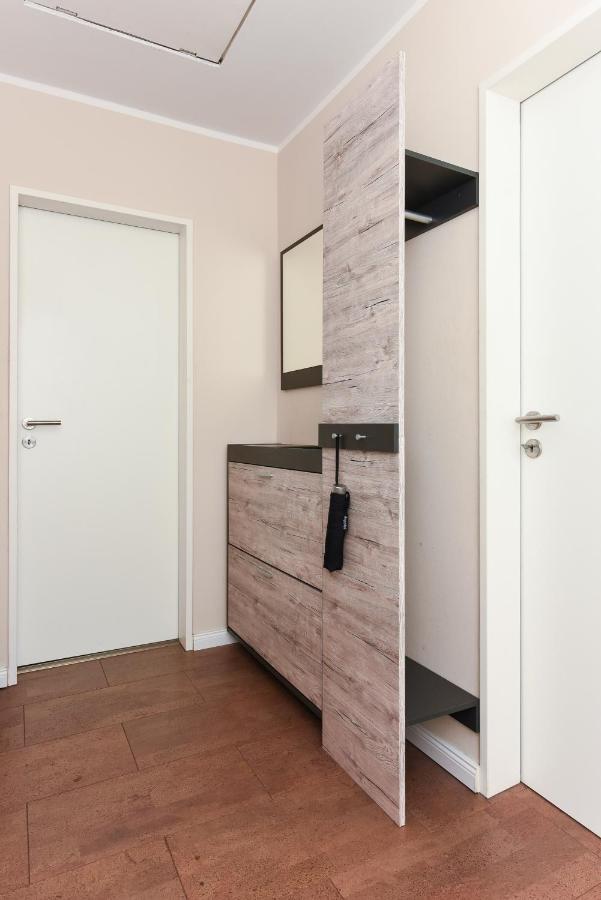 Ferienwohnung Haus Heimathafen Эзенс Экстерьер фото