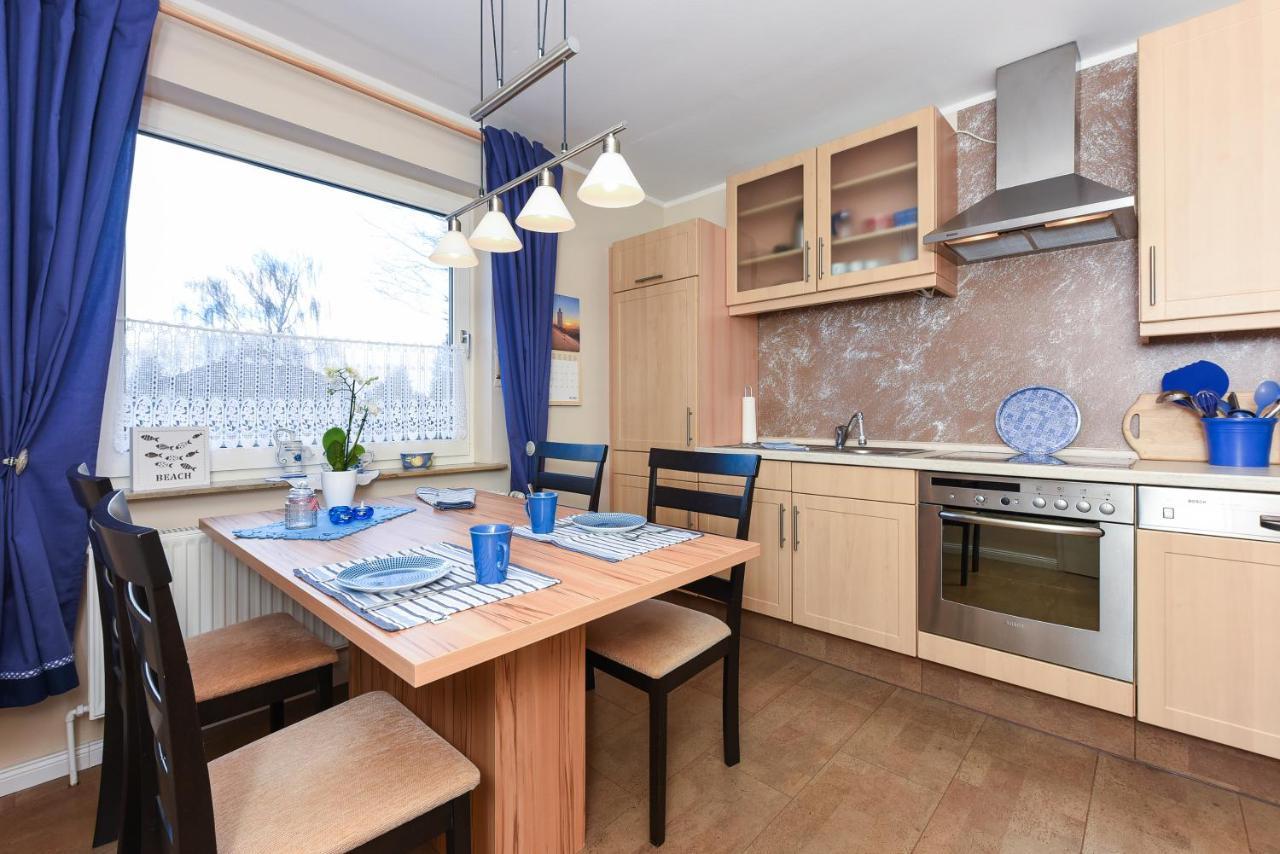 Ferienwohnung Haus Heimathafen Эзенс Экстерьер фото